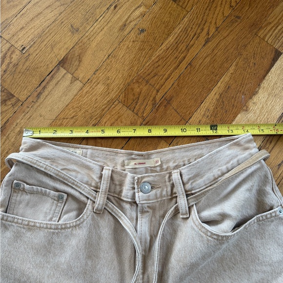 🔥NEW🔥Levi's Cream / Ecru Wide-Leg Jeans - Picture 6 of 8